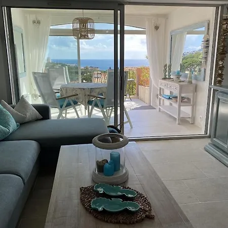 Apartment New For Rent Quiet Sea View Near The Center *